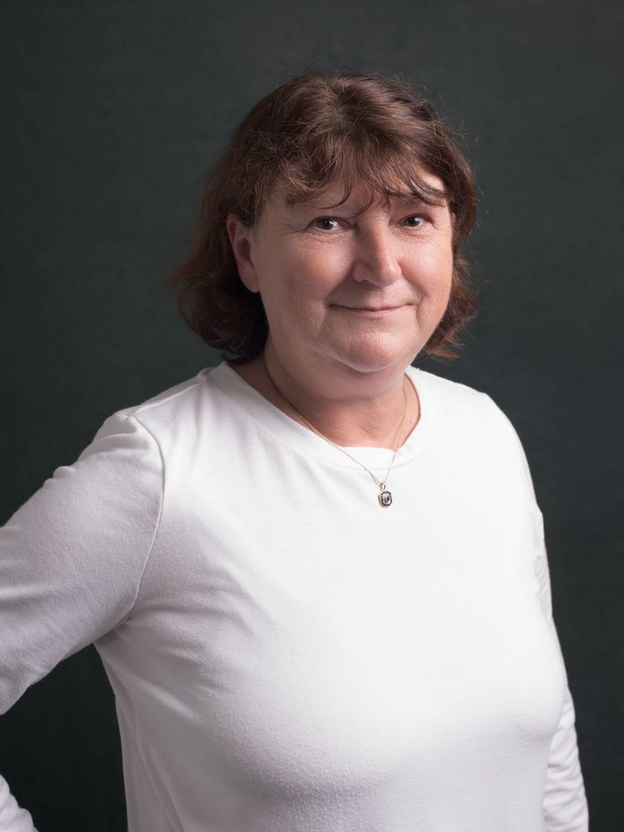 Pixellie_-copy-Emilie-Munck-Montuclard-_PORTRAIT-EQUIPE_APED-ESPOIR_00007